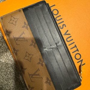 8 Card Louis Vuitton Wallet